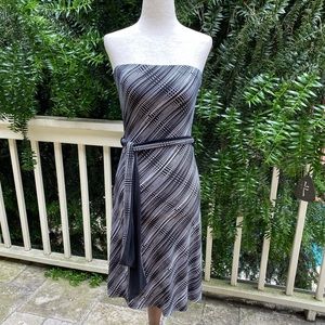Strapless A-line midi dress